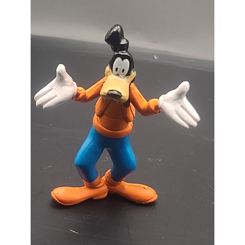 GOOFY DISNEY 2.5" ACTION FIGURE PVC TOY Dog Shrug Collectible Cake Topper 90's